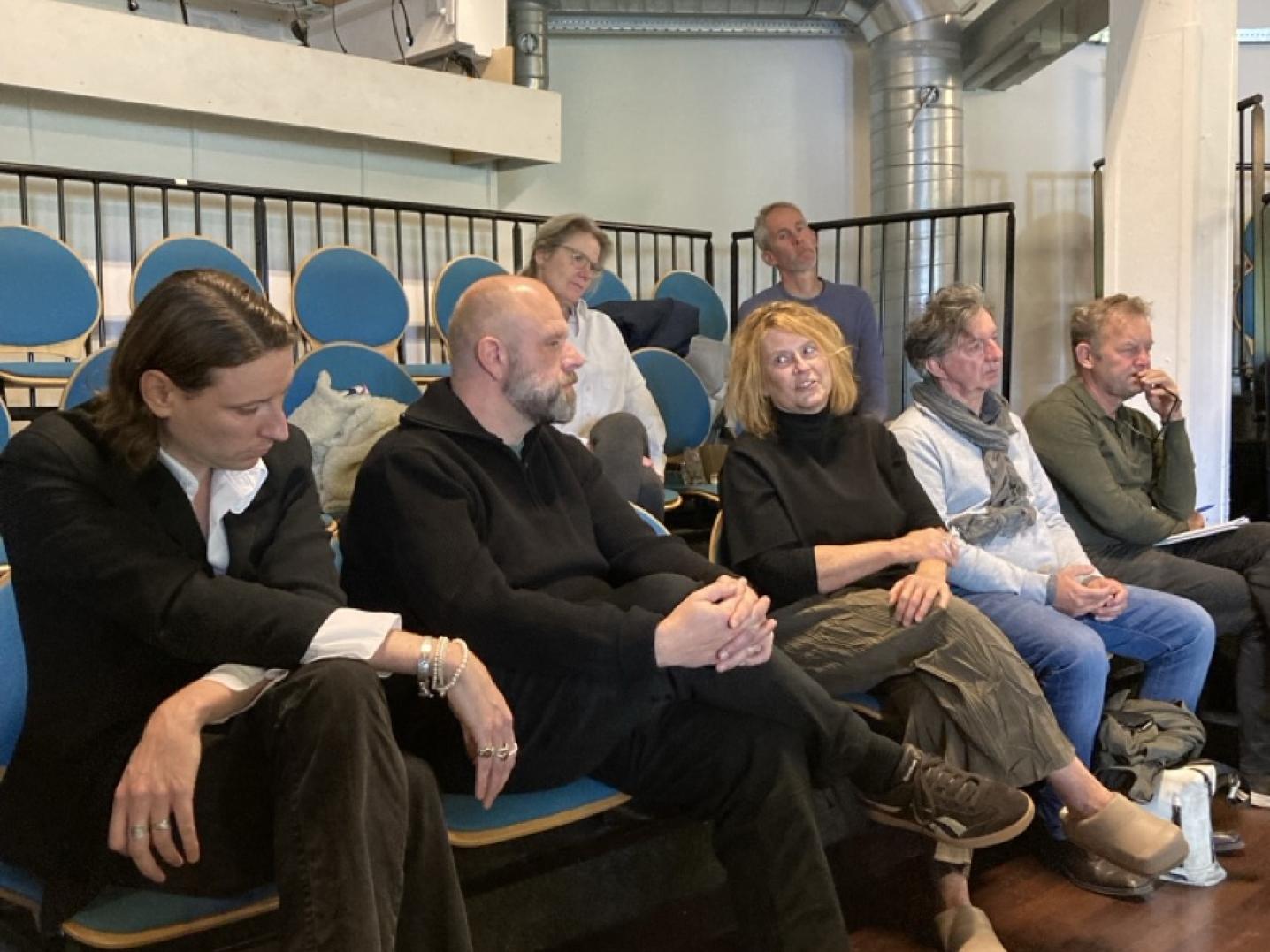 Expert meeting residences and local governments