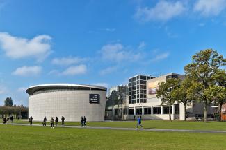 Van Gogh Museum, Amsterdam, by Sebastian Koppehel via Wikimedia Commons
