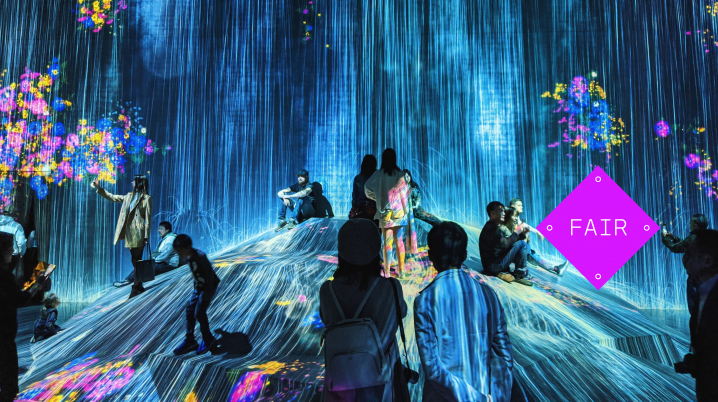 'Universe of Water Particles' by Mori Building and teamLab in Tokyo, Japan.