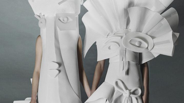 Viktor&Rolf stage their first Asian retrospective exhibition at Shenzhen’s Design Society. 